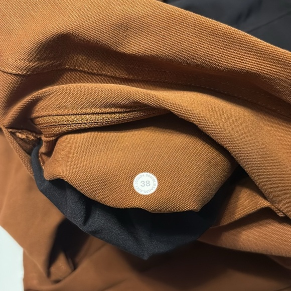 LULULEMON ABC Relaxed Utilitech Cropped Pants in Copper Brown Size 38 - Picture 11 of 11